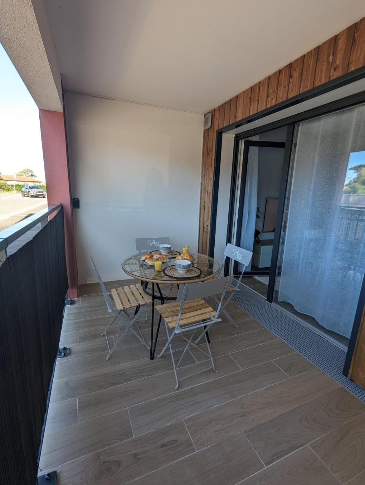 비스카로세 Biscawai Chaleureux Et Cosy Avec Terrasse 아파트 외부 사진